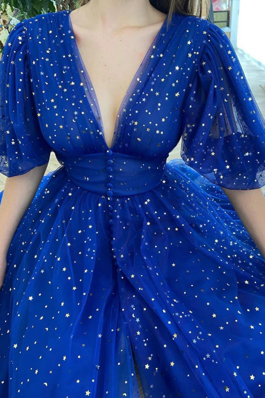 A-Line Cute V-Neck Tulle Ankle-Length Graduation Homecoming Dresses