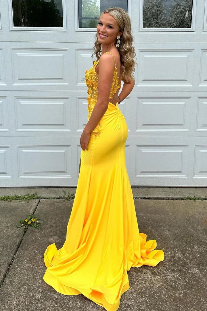 3D Floral Lace V-Neck Backless Trumpet Prom Dress
