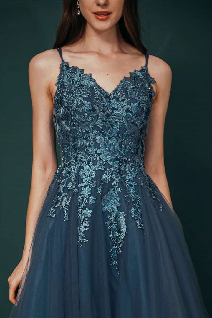 Tulle A-line Lace Prom Dress with Appliques