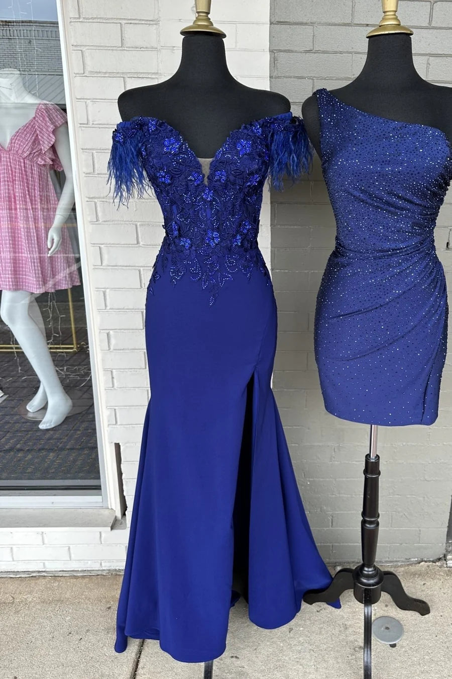 Off-the-Shoulder Appliques Trumpet Long Dress