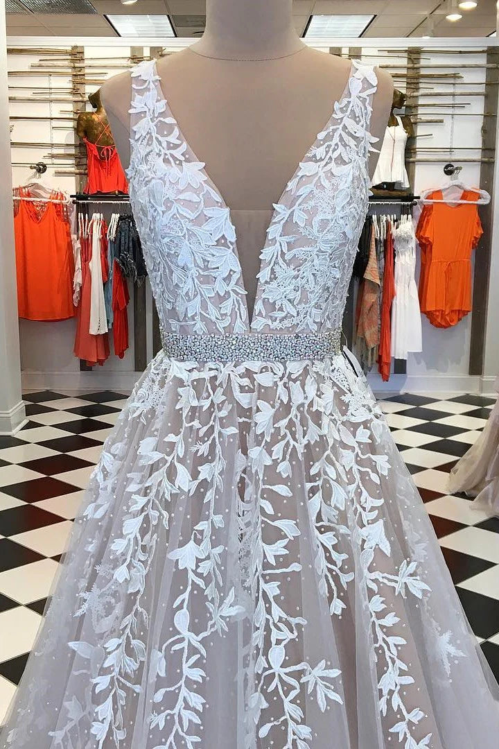 Princess V-Neck Applique Tulle A-line Prom Gown