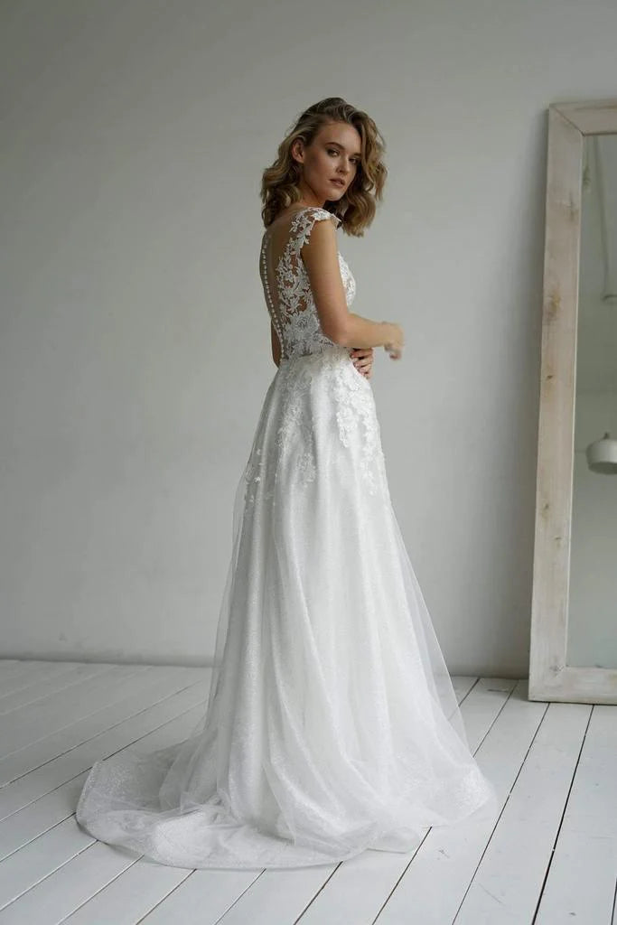 A-line Elegant Glitter fabric Sweetheart Wedding Dress With Appliques