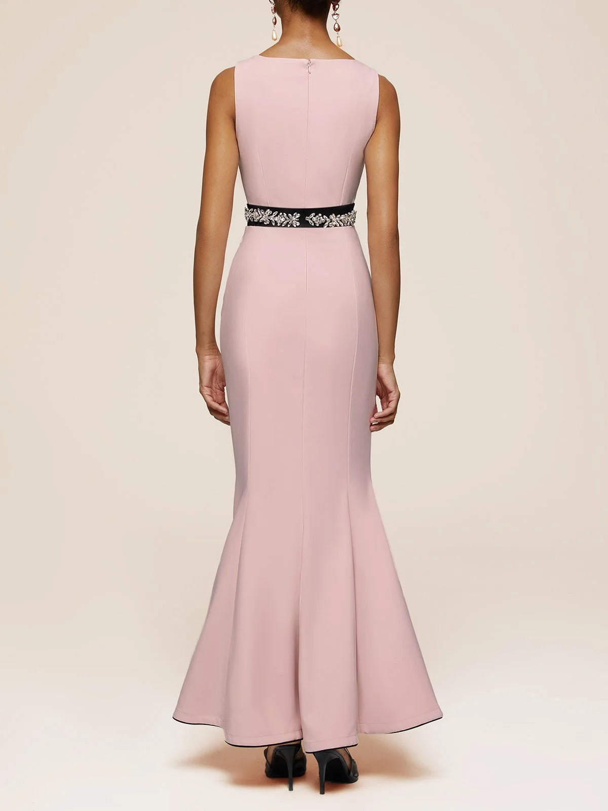 Elegant Dusty Pink Sleeveless Crew Neck Embellished Waist Mermaid High-Low Floor-Length Evening Dress
