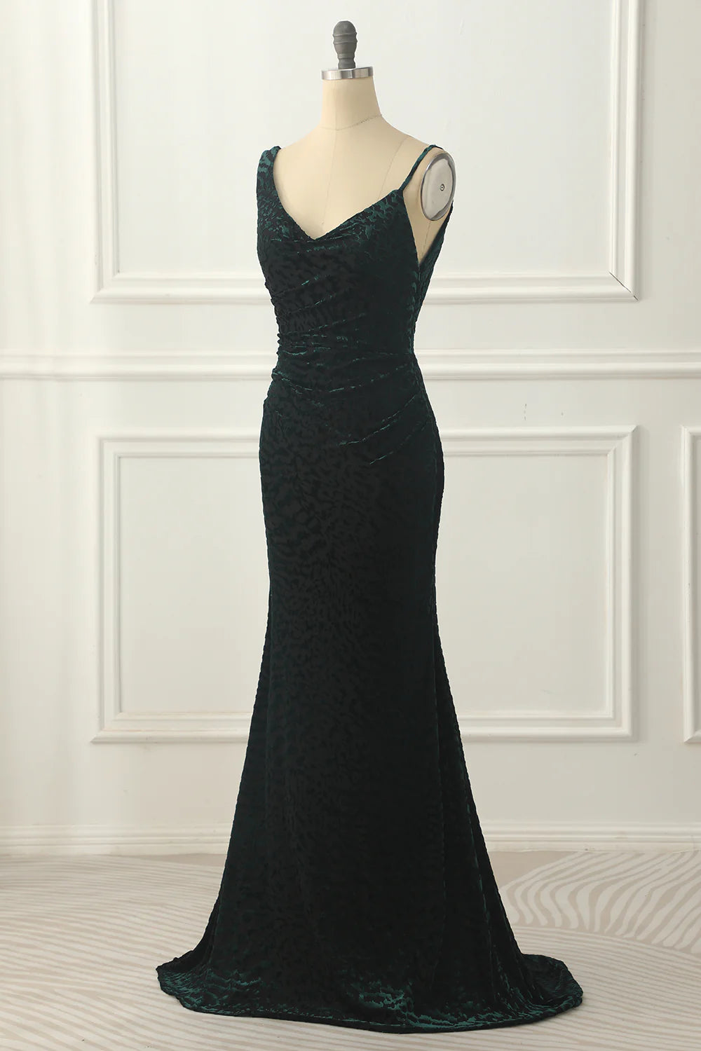 Dark Green V-Neck Spaghetti Strap Backless Velvet Mermaid Prom Dress 