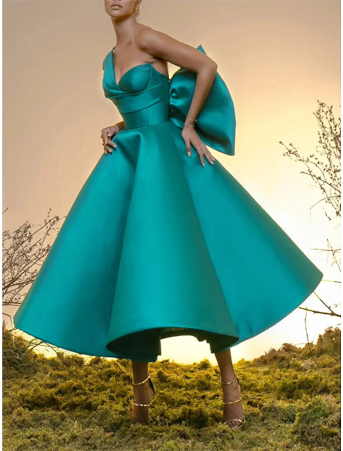 Ball Gown Cocktail Black Dress Vintage Dress Homecoming Wedding Guest Tea Length Sleeveless One Shoulder Satin with Bow(s) Back