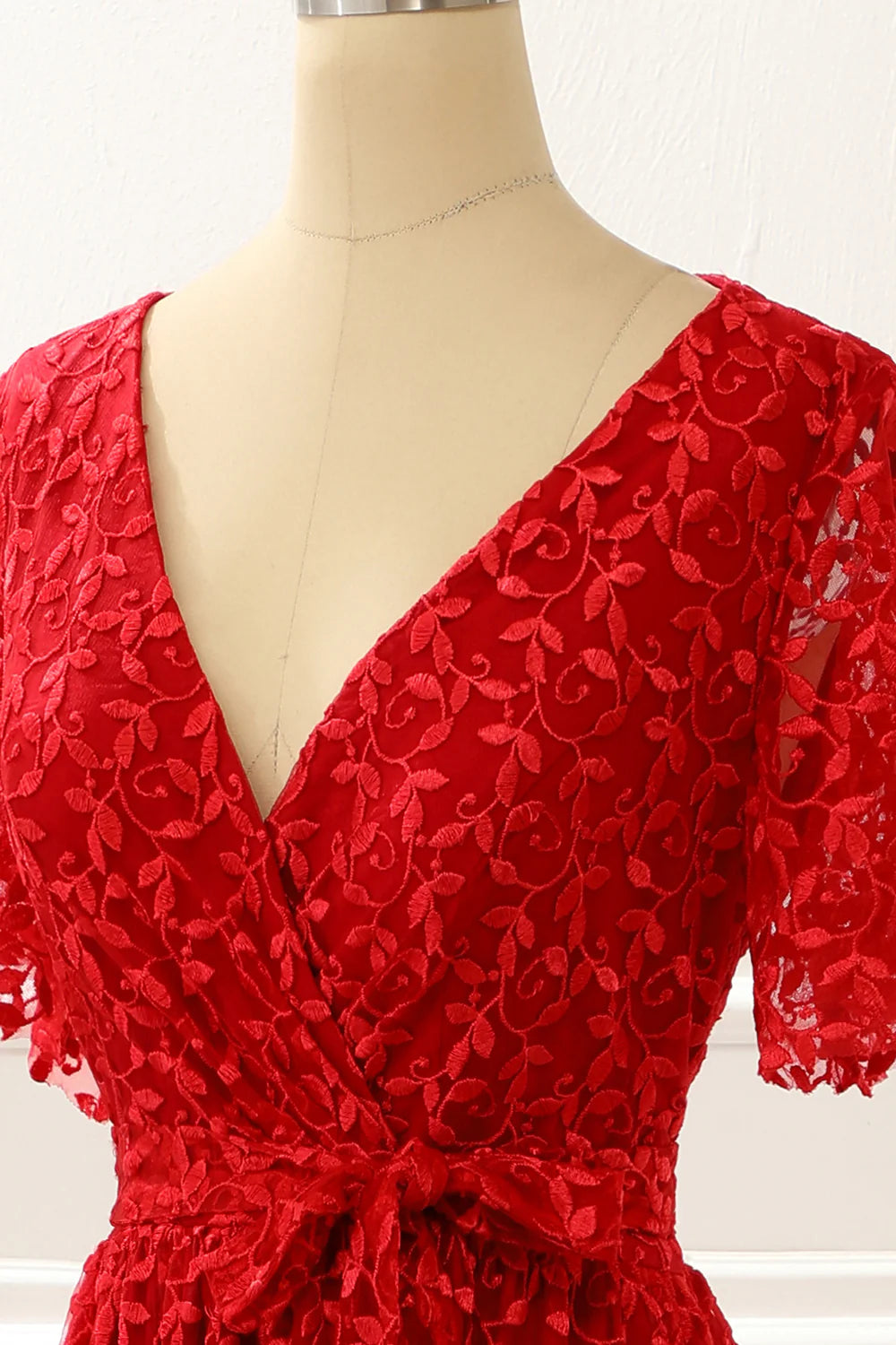 Red V-neck Lace Retract Your Waist Prom Dress with Slit