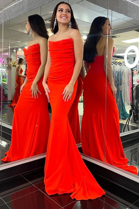 Simple Strapless Mermaid Ruching Long Prom Dress