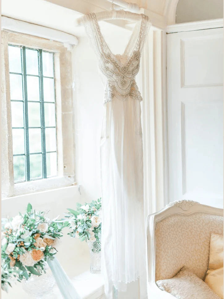 Wedding Dresses Modest Deep V-neck Beach Open Back Bridal Gowns
