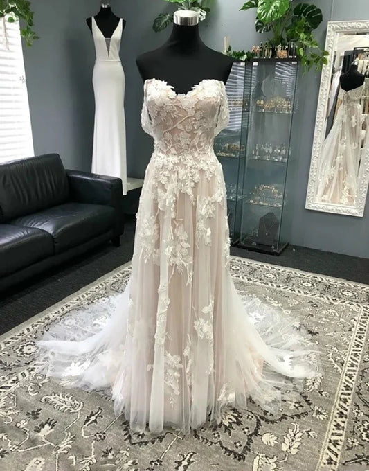 A Line Sweetheart Tulle Appliques Ivory Long Bridal Dress