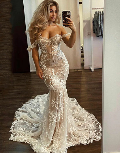 Corset Style Slim Fit Sweetheart Tulle Bridal Wedding Gown