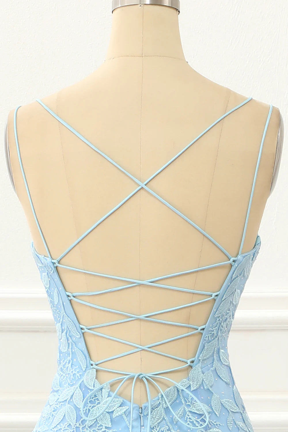 Blue V-Neck Tulle Lace-up Back Mermaid Wrap The Buttocks Prom Dress with Appliques
