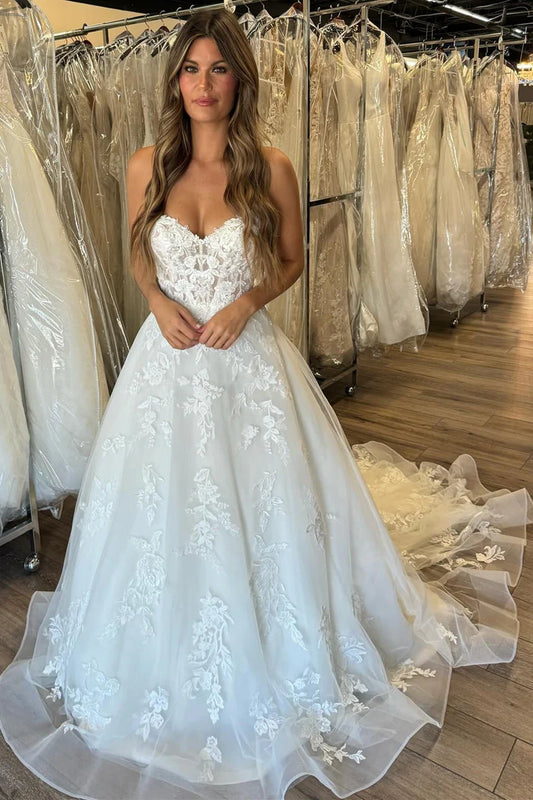 White Tulle A-Line Off-the-Shoulder Appliques Sweetheart Mopping The Floor Long Bridal Gown