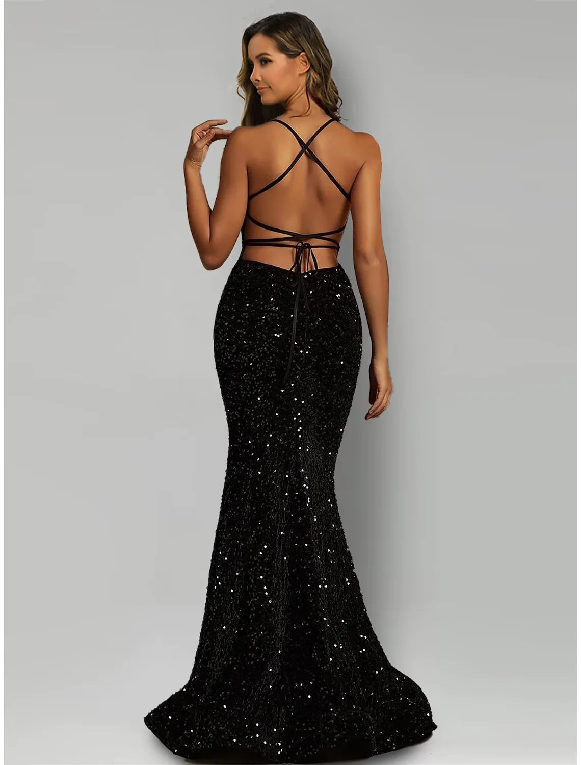 Mermaid / Trumpet Evening Gown Black Dress Formal Sweep / Brush Train Sleeveless Halter Sequined with Sequin