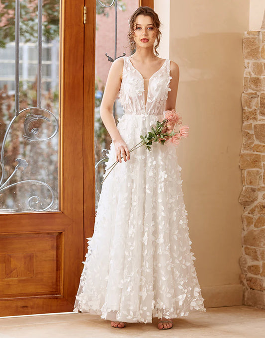 White Appliques Tulle Wedding Dress