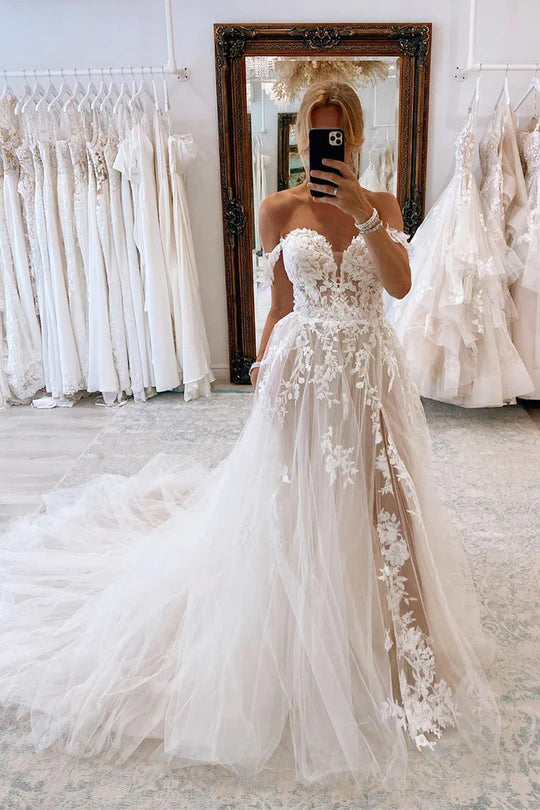 Charming A Line Off-the-Shoulder Sweetheart Tulle Wedding Dresses with Appliques