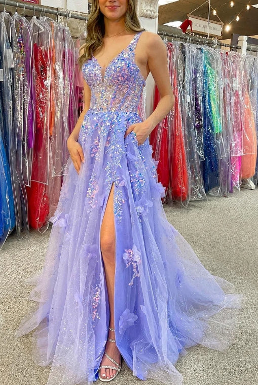 Lavender V-Neck Appliqued Sequins Tulle Sweetheart Lace-Up Back Prom Dress With Slit