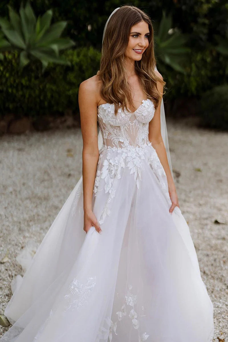 Charming A Line Off-the-Shoulder Sweetheart Tulle Wedding Dresses with Appliques