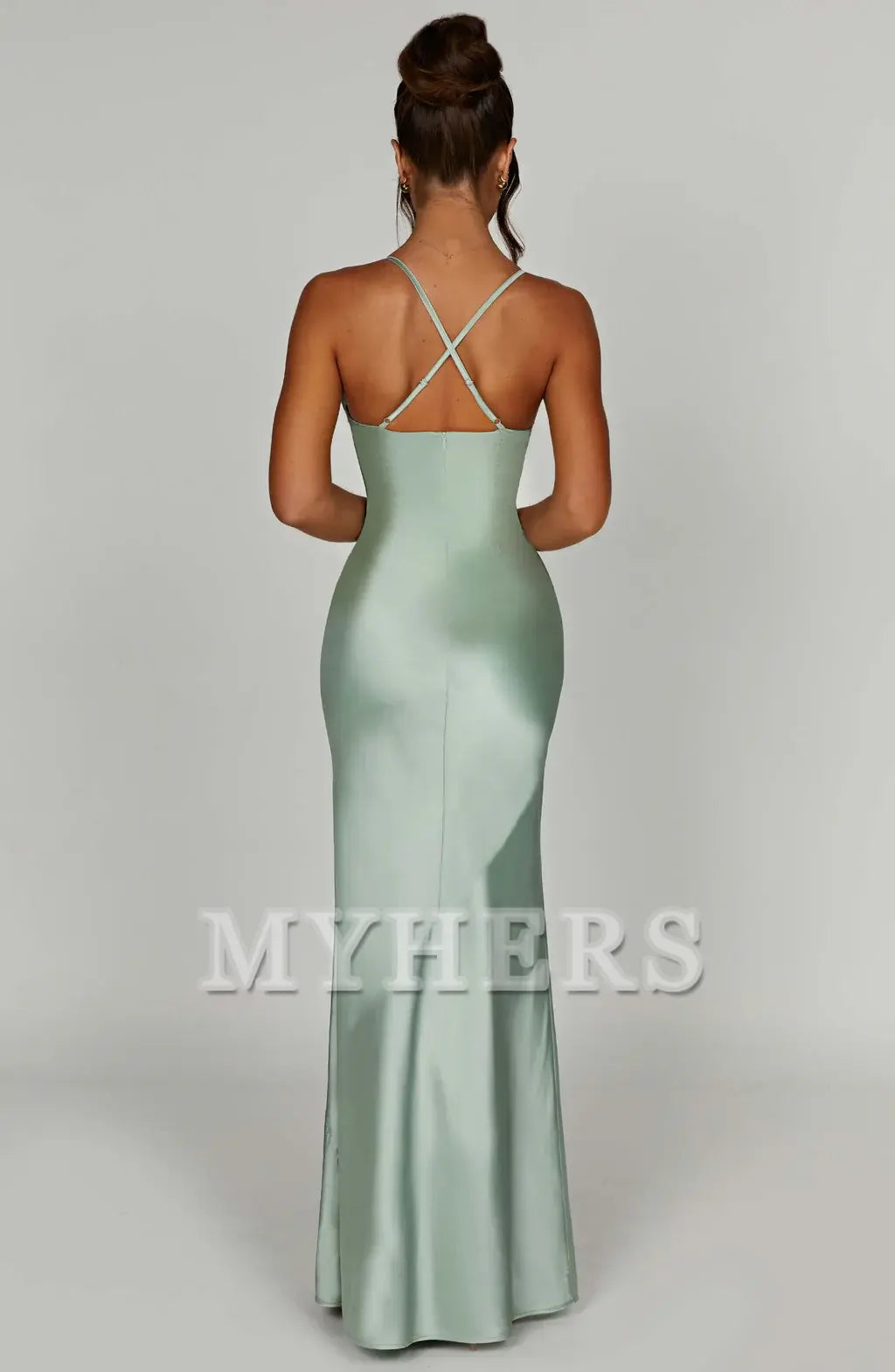 Elegant Mermaid Halter Plunge Neckline Backless Sheath Dresses Fashion Simple Bridesmaid Dresses Wedding Guests Dresses