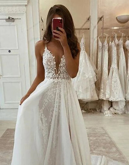 A Line Spaghetti Strap V-Neck Tull Wedding Dress With Slit