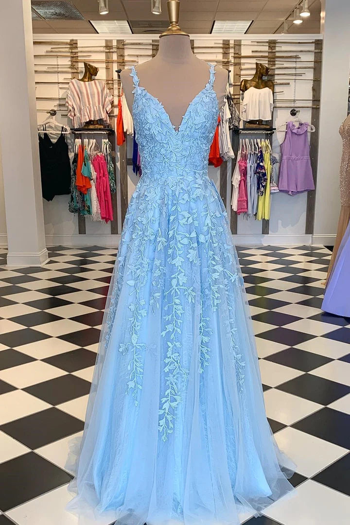 V-Neck Lace Appliques Tulle Long Formal Dress