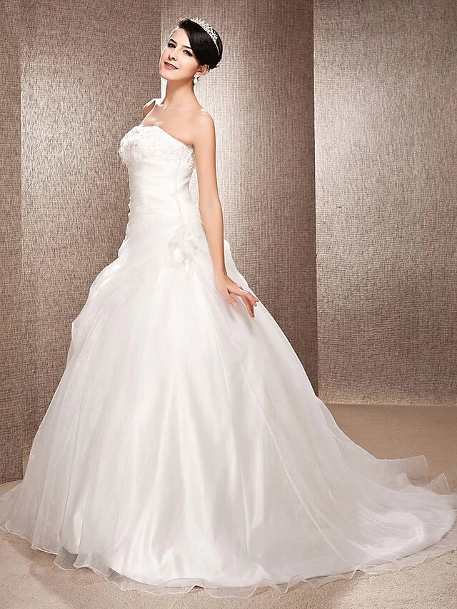 Ball Gown A-Line Wedding Dresses Strapless Court Train Organza Sleeveless