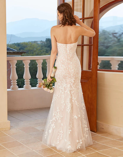 Mermaid Deep V Neck White Lace Wedding Dress with Appliques