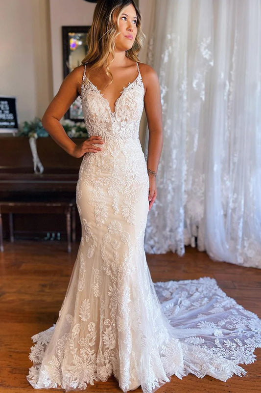 Elegant Mermaid V Neck Spaghetti Strap Backless Lace Wedding Dresses with Appliques