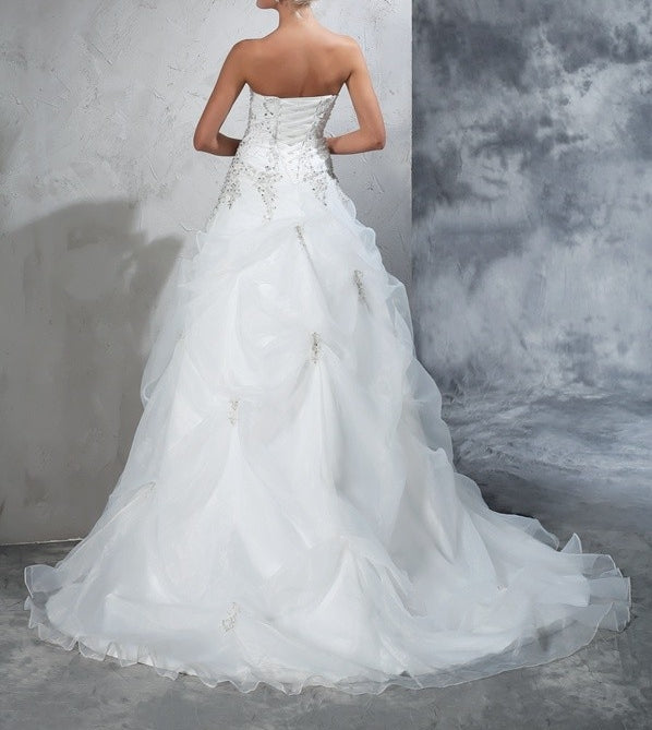 Autumn Winter Strapless Beading Sleeveless Long Irregular Organza Gorgeous Wedding Dresses