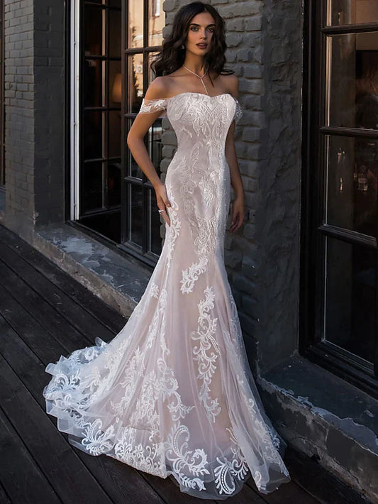 Wedding Dresses Sweetheart Neckline Court Train Lace Regular Straps Boho Illusion Detail with Lace