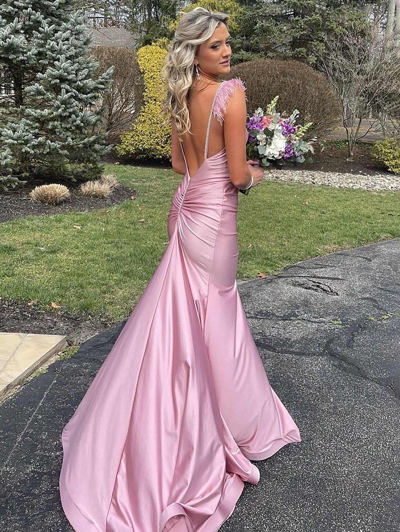 Spaghetti Straps Mermaid Long Prom Dress With Feathers