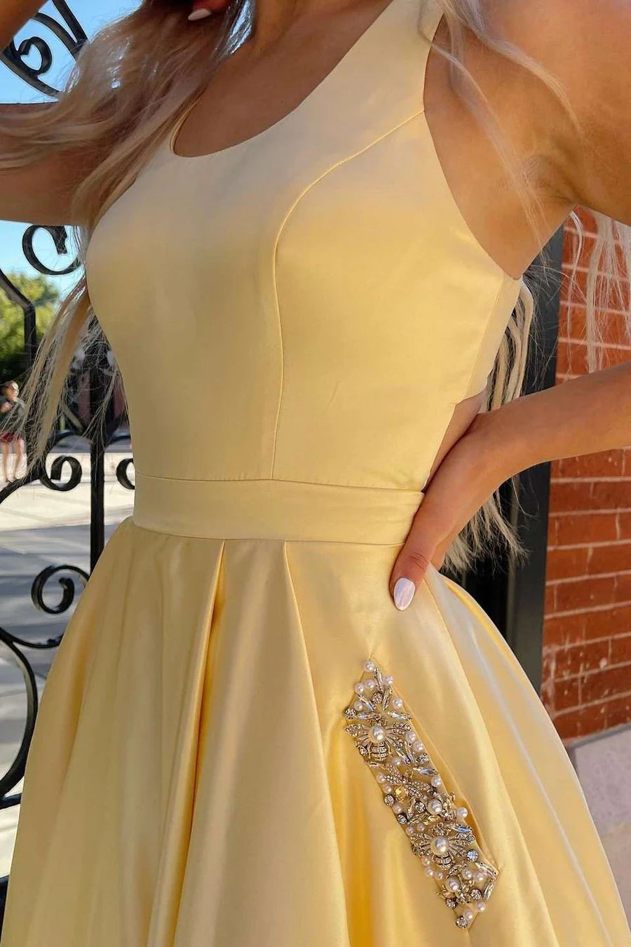Round Neck Cutout Back A-Line Formal Dress with Rhinestones