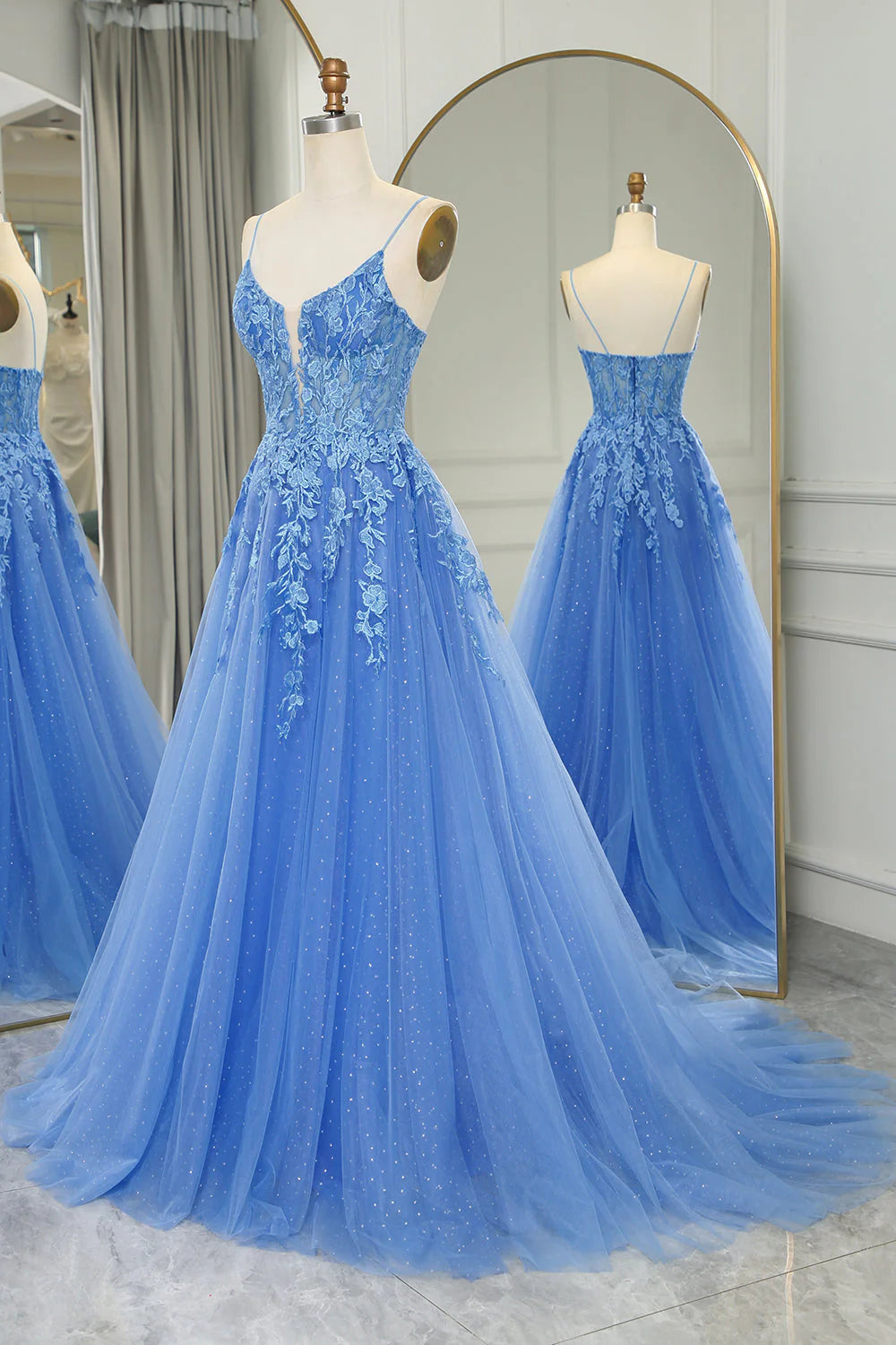 Blue V-Neck A-Line Spaghetti Straps Tulle Long Prom Dress With Appliques