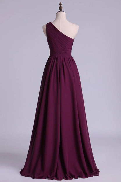 Magenta Chiffon One-Shoulder A-Line Pleats Long Maid of Honor Dress