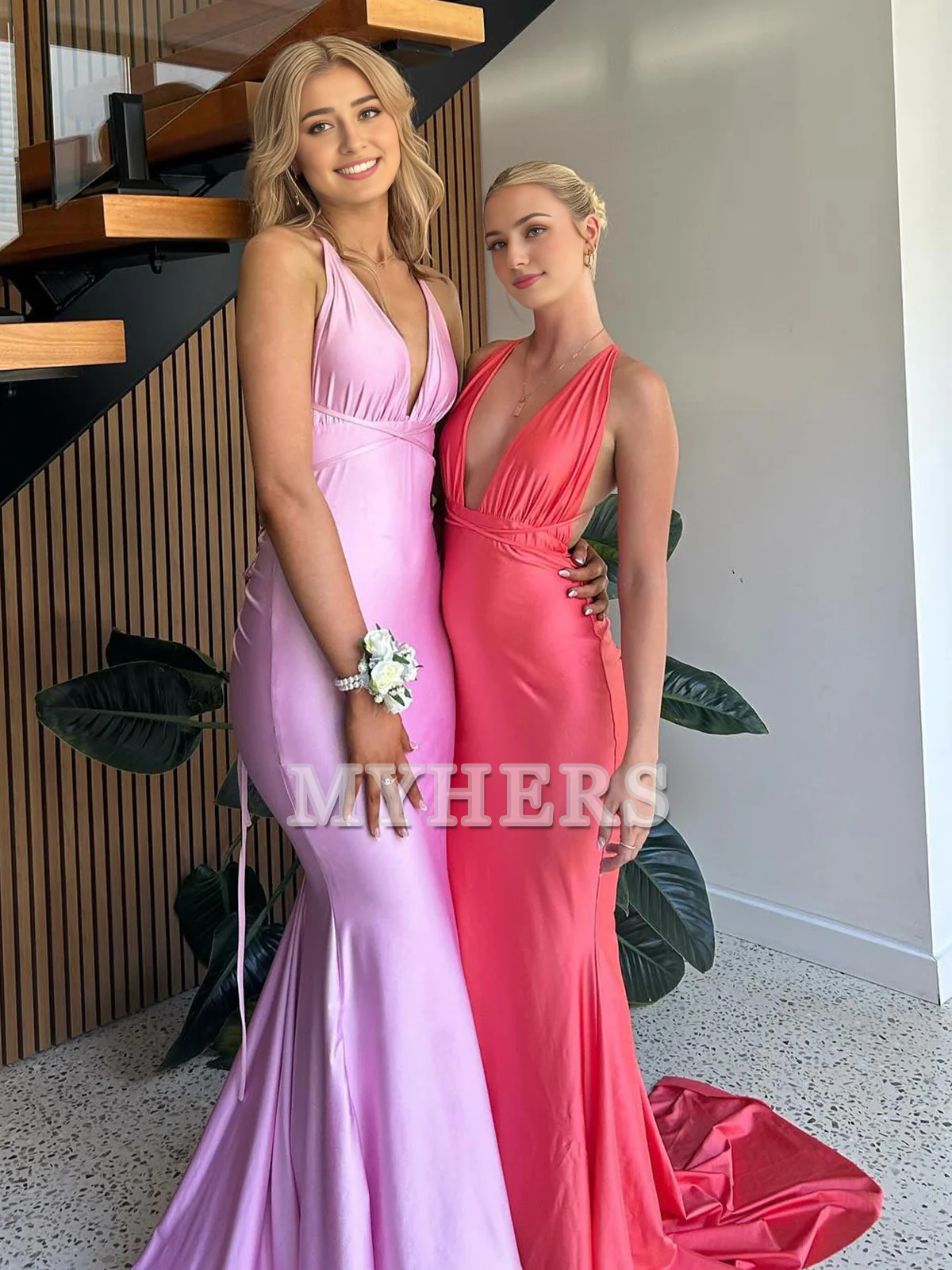 Formal Women's Dresses Wedding Guest Dresses Plunge Neck Mermaid Cultivate oneself Long Sweep Train Prom Dress Backless Charming Sexy Evening Dress