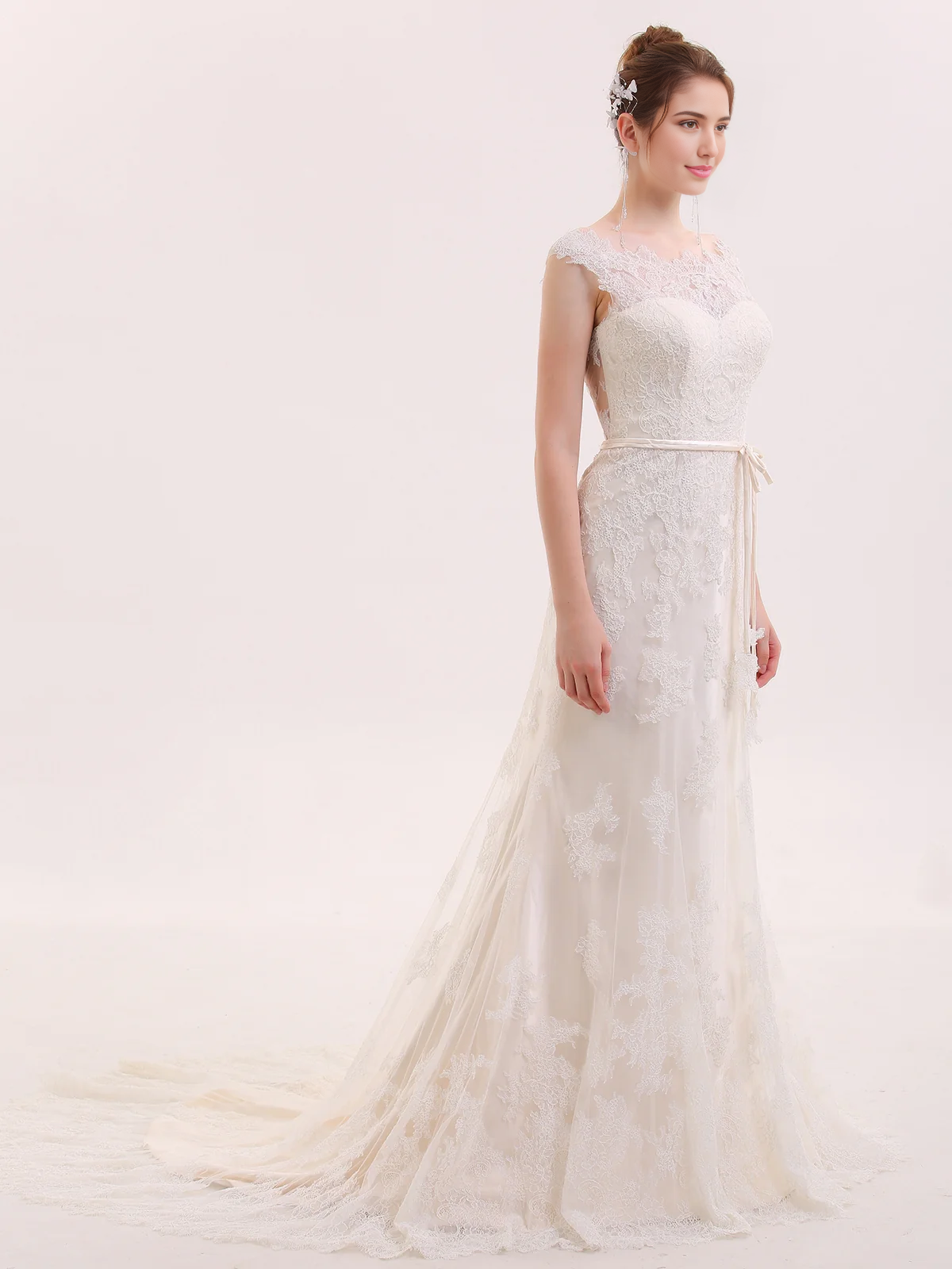 Illusion Neck Sheath Cultivate oneself Lace Shining Fantastic Wedding Dress