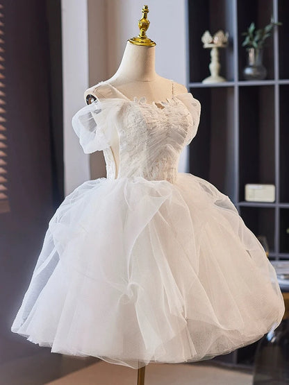 White Off Shoulder Sweet Prom Dress Heart-shaped collar Tulle Lace Bead Decoration lovely Short Homecoming Dress