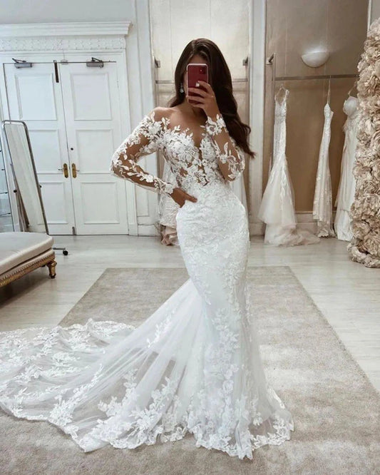 Charming Mermaid Bateau Neck V-Neck Long Sleeves Slim-fit Wedding Dresses with Appliques