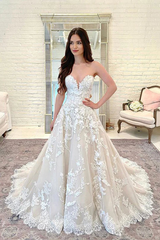 Charming Ball Gown Strapless Off-the-Shoulder Lace Tulle Champagne Wedding Dresses