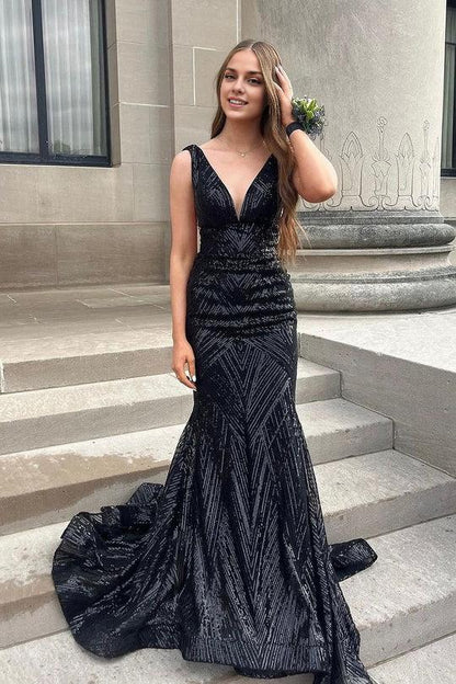 Charming Mermaid V Neck Black Sleeveless Sequins Slim-fit Long Prom Dresses