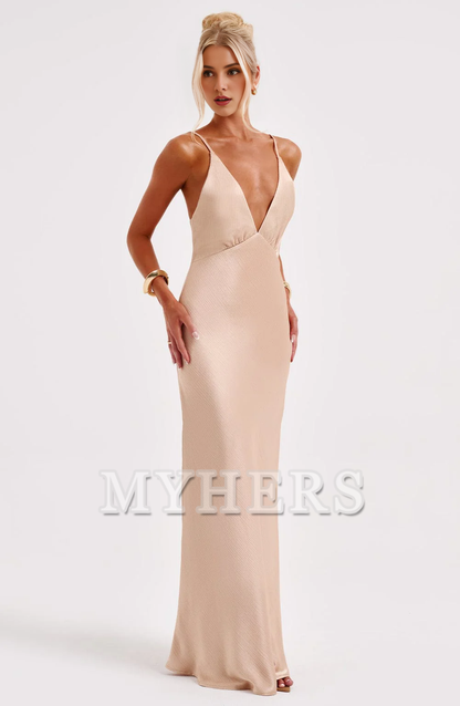 Elegant Mermaid Spaghetti Strap Deep V Neck Backless Sheath Charming Dresses Bridesmaid Dresses Wedding Guests Dresses