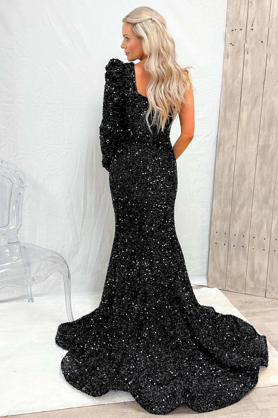 Sequin One-Sleeve Mermaid Long Prom Dress with Slit