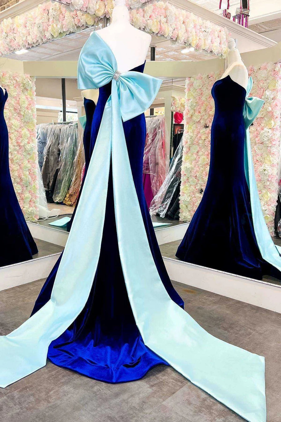 Velvet Strapless Bow-Back Mermaid Long Prom Dress