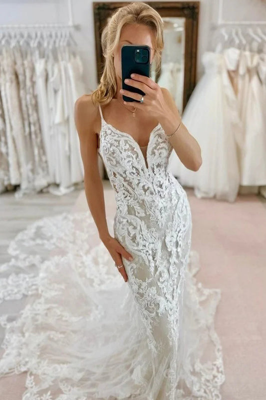 Mermaid V Neck Spaghetti Strap Lace Backless Wrap The Buttocks Wedding Dress with Appliques