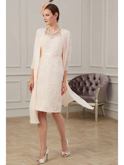 Mother of the Bride Dress Elegant Jewel Neck Knee Length Chiffon Long Sleeve with Appliques Ruching