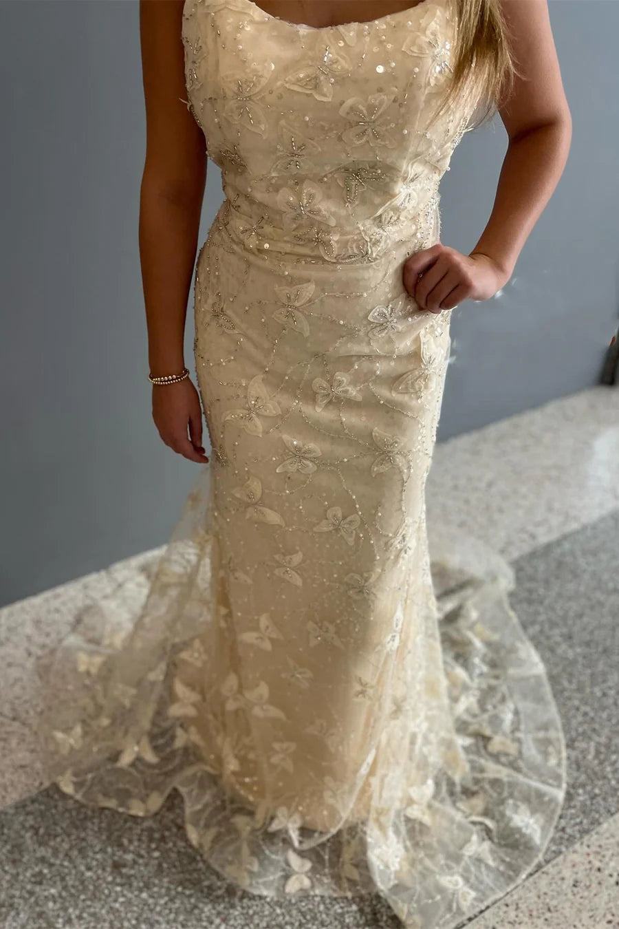 Butterfly Appliques Scoop Neck Mermaid Long Prom Dress