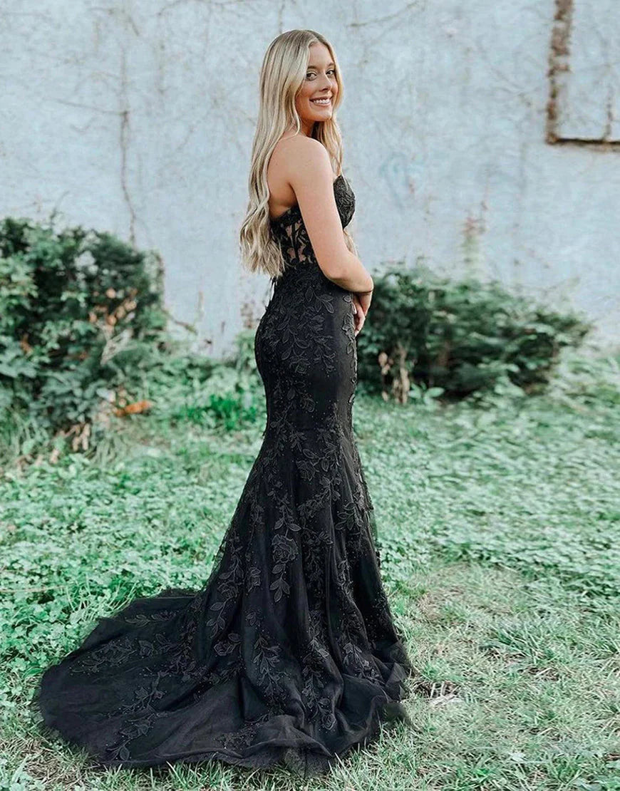 Long Sheath Sweetheart Prom Dress with Appliques