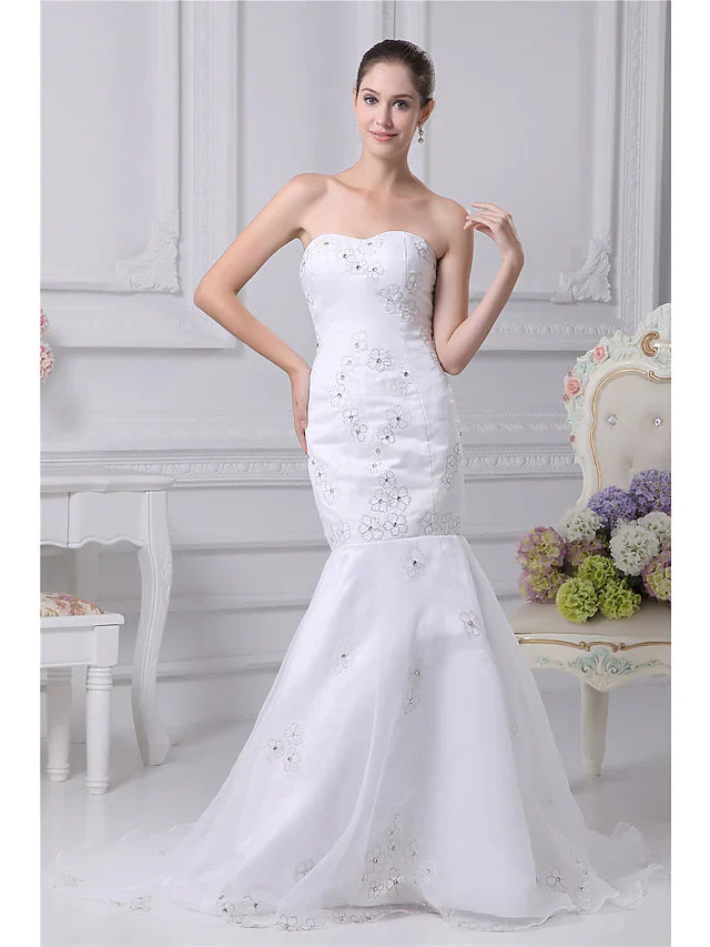 Wedding Dresses Strapless Chapel Train Organza Satin Strapless with Beading Embroidery