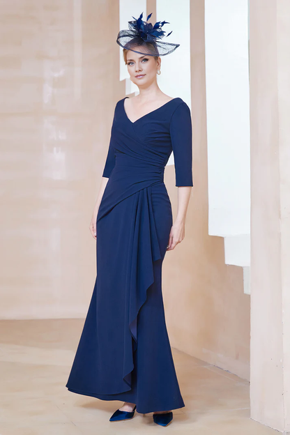 Fall November December Wedding Guest Dress Mother of the Groom / Bride Dresses V-Neck Pleated Ruffles Formal Long Dress