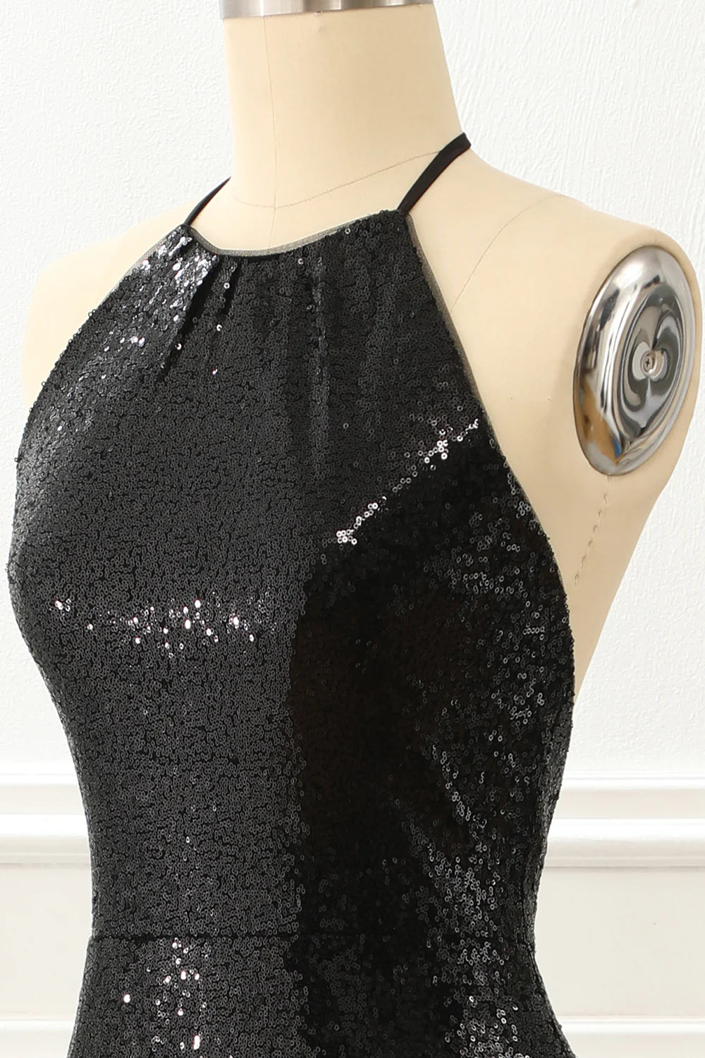 Black Halter Round Neck Strap Sequin Backless Slim-fit Prom Dress with Slit