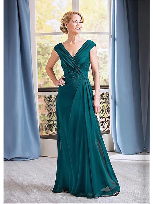 A-Line Mother of the Bride Dress Elegant Plunging Neck Floor Length Chiffon Sleeveless with Ruching